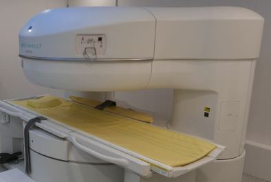 Na zdjęciu urządzenie do wykonywania badań rezonansem magnetycznym. 